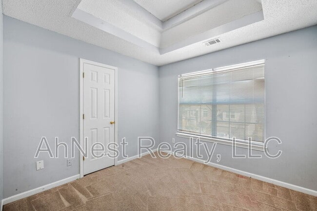 Building Photo - 7227 Teakwood Pl