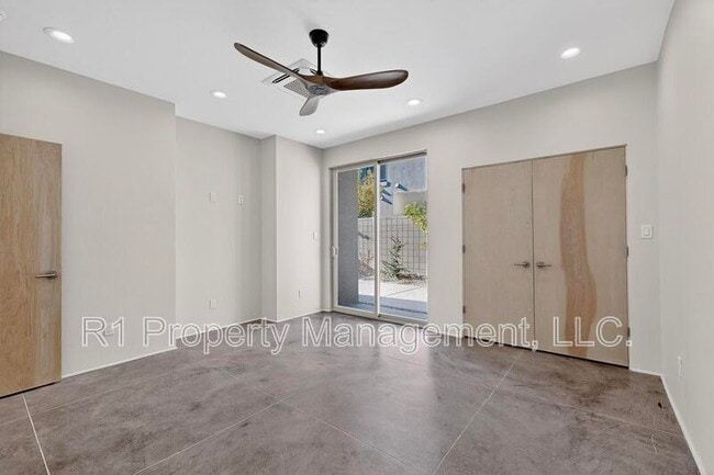 Building Photo - 705 Alcalde Pl SW