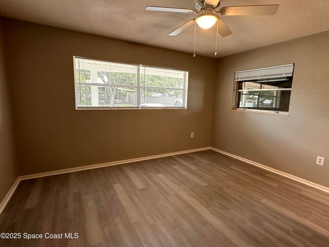 Building Photo - 2542 Leewood Blvd
