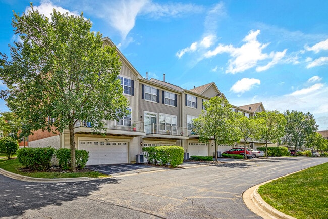 Building Photo - 822 Lewisburg Ln