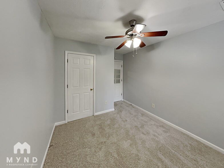 Building Photo - 1531 Eastern Sunrise Ln