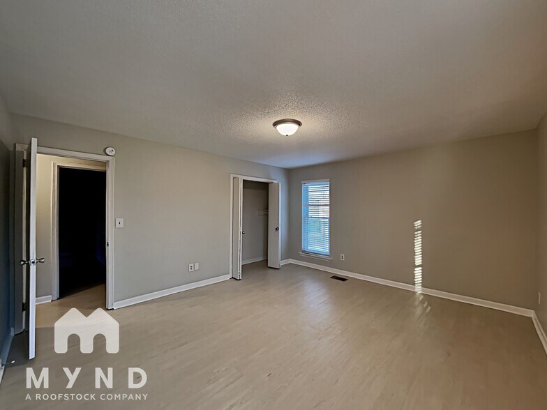 Building Photo - 917 Keystone Cir