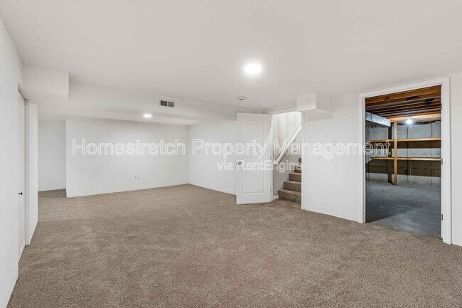 Building Photo - 1117 Athena Way