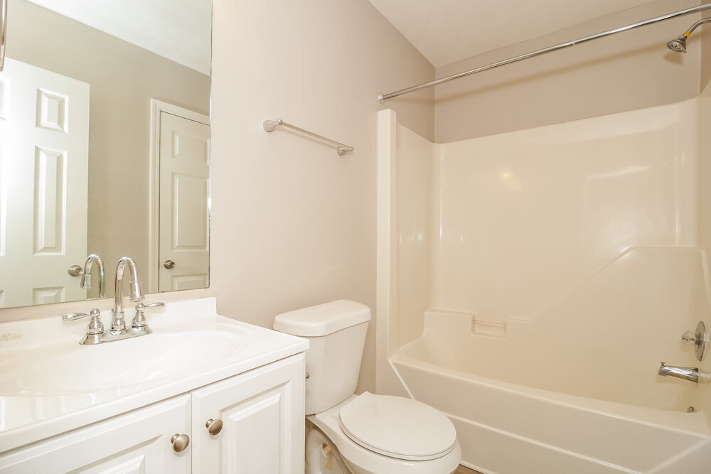 Building Photo - 300 Sterling Dr