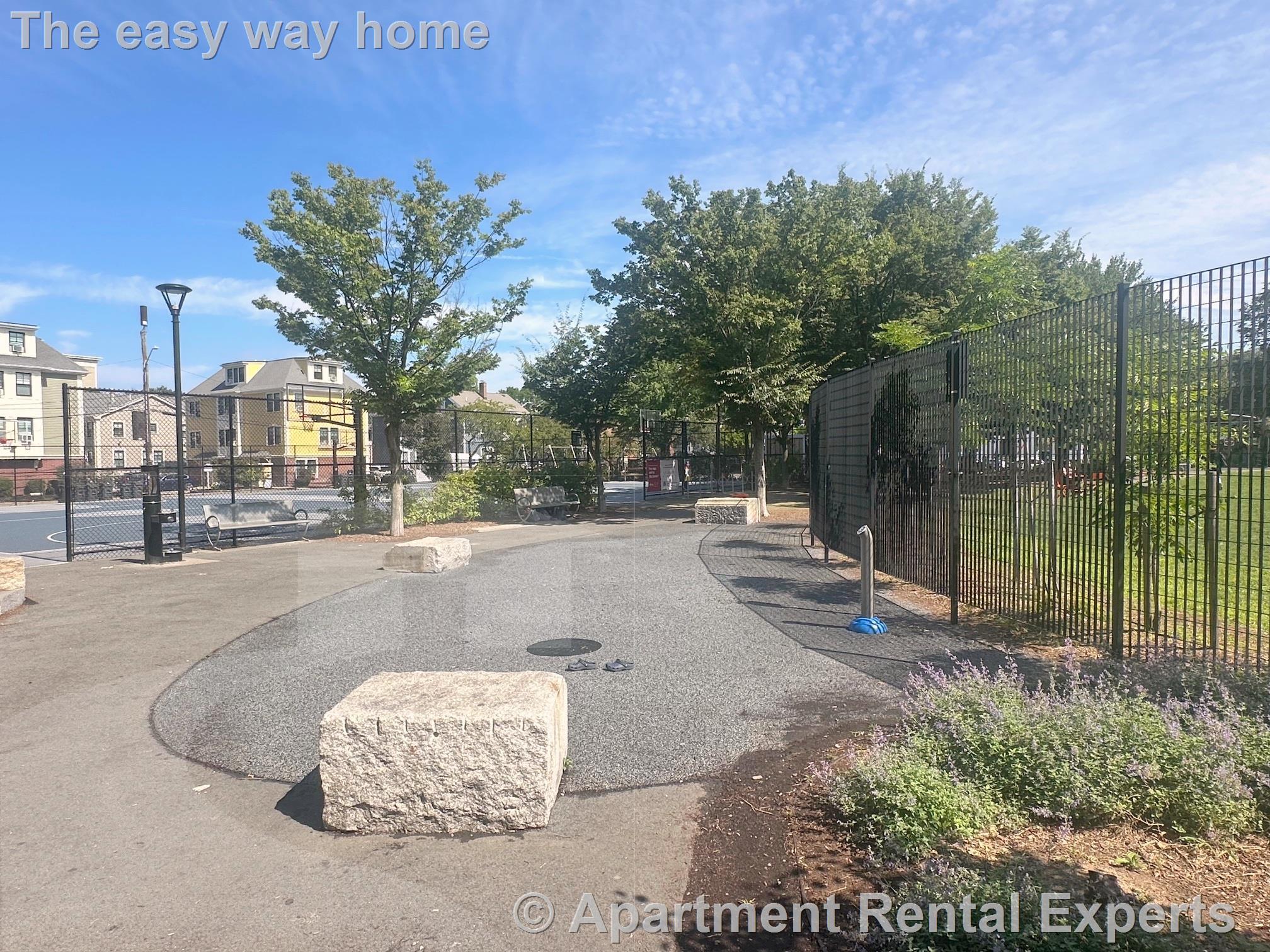 Building Photo - 172 Norfolk St