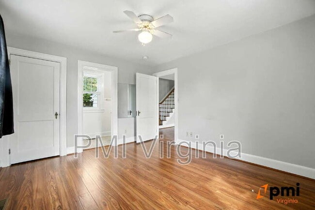 Building Photo - 121 Hanover Ave