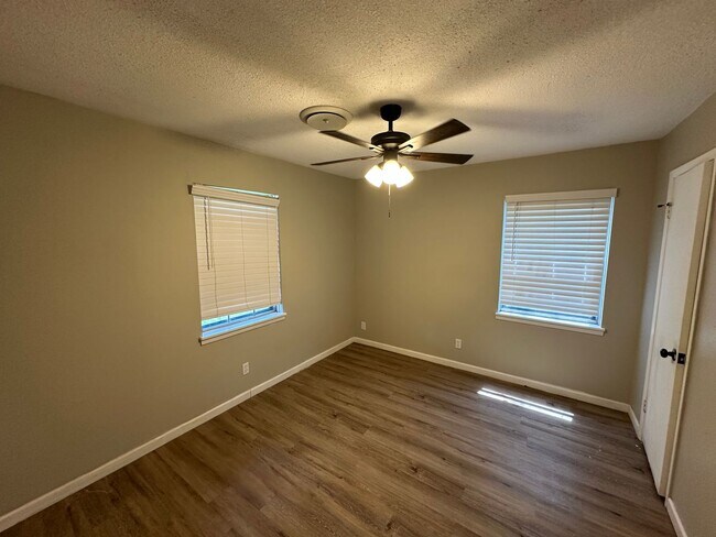 Building Photo - 3Bd/2Ba in Killeen, TX!