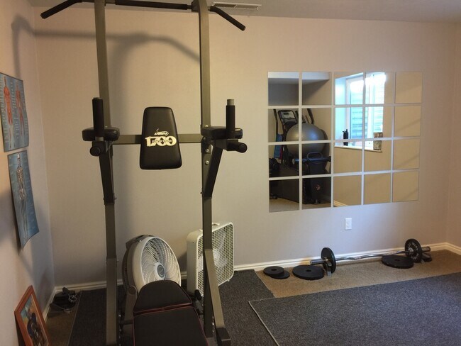 Building Photo - Large Family Lehi Home available now!