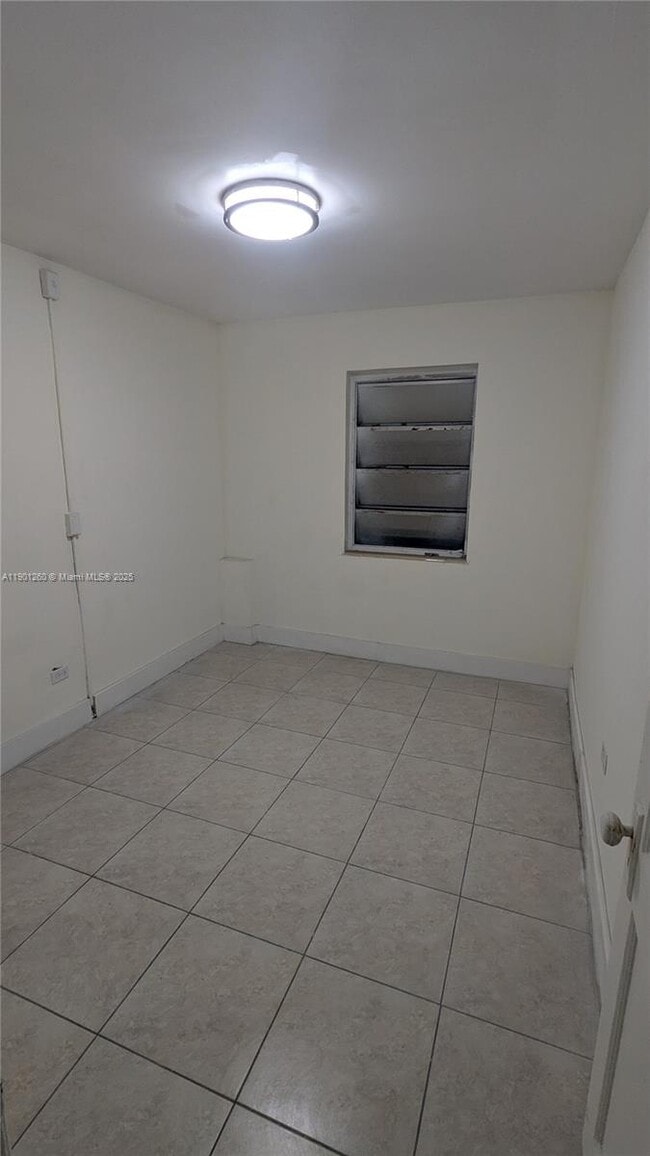 Building Photo - 4111 NW 37th Ave