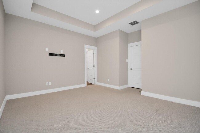 Building Photo - 1235 W Tidwell Rd