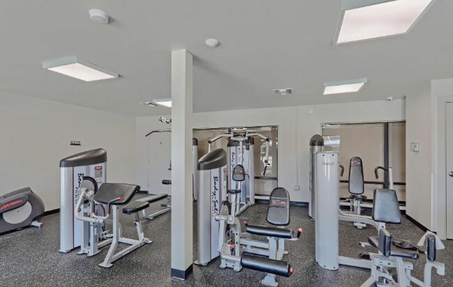 Building Photo - 5160 Las Verdes Cir