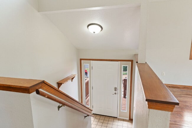 Building Photo - Rare Woodland Park Rental with RV Parking,...