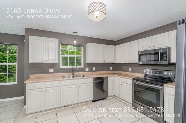 Building Photo - 2160 Lunar Dr