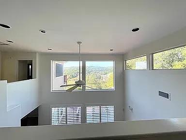Building Photo - 10807 Love Bird Cove