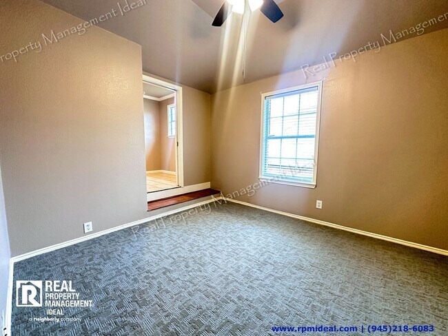 Building Photo - 8801 Vernon Ct