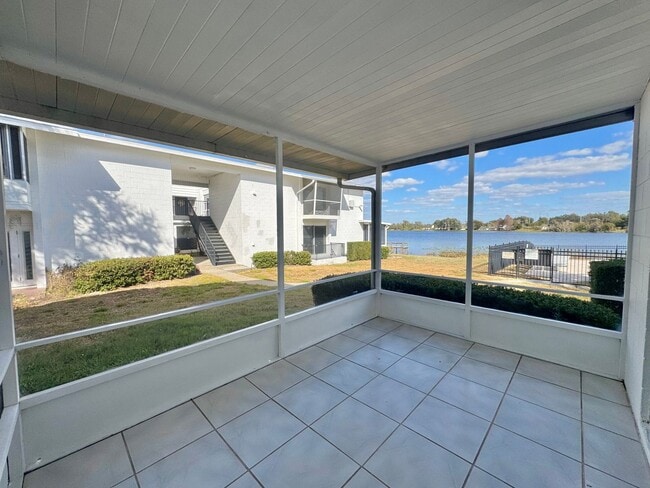 Building Photo - Buckeye Condo | Pool & Lake View | Ground Floor