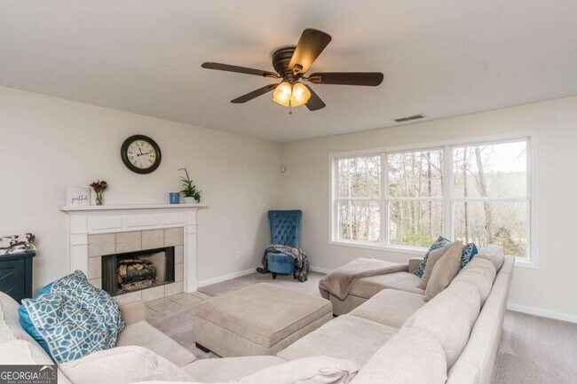 Building Photo - 8860 Penbrooke Ct