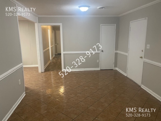 Building Photo - 3 Bed / 2 Bath Home - OWNER/AGENT