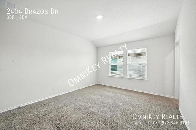 Building Photo - 2404 Brazos Dr