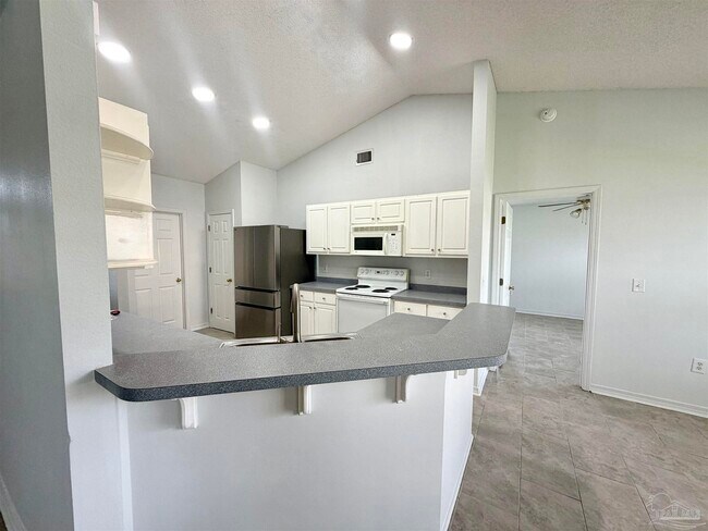 Building Photo - 6052 Meursalt Rd