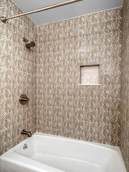 Building Photo - 4935 Cervato Way