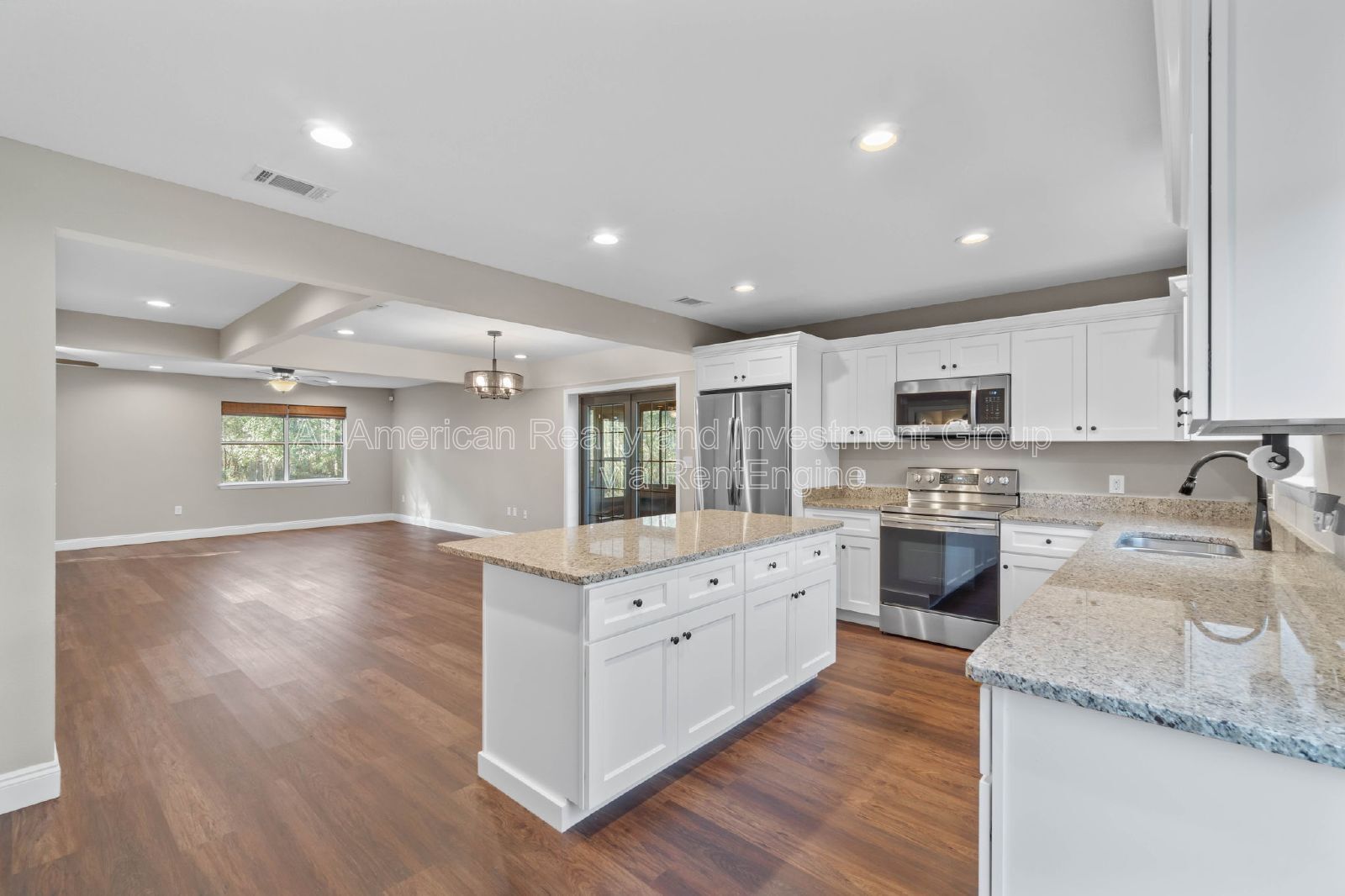Building Photo - 1315 Grandview Dr