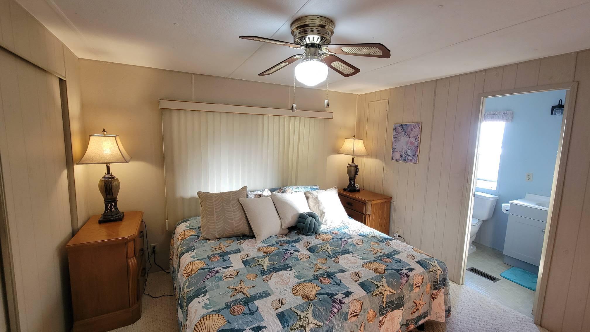 Master bedroom - 3618 Stockton Rd