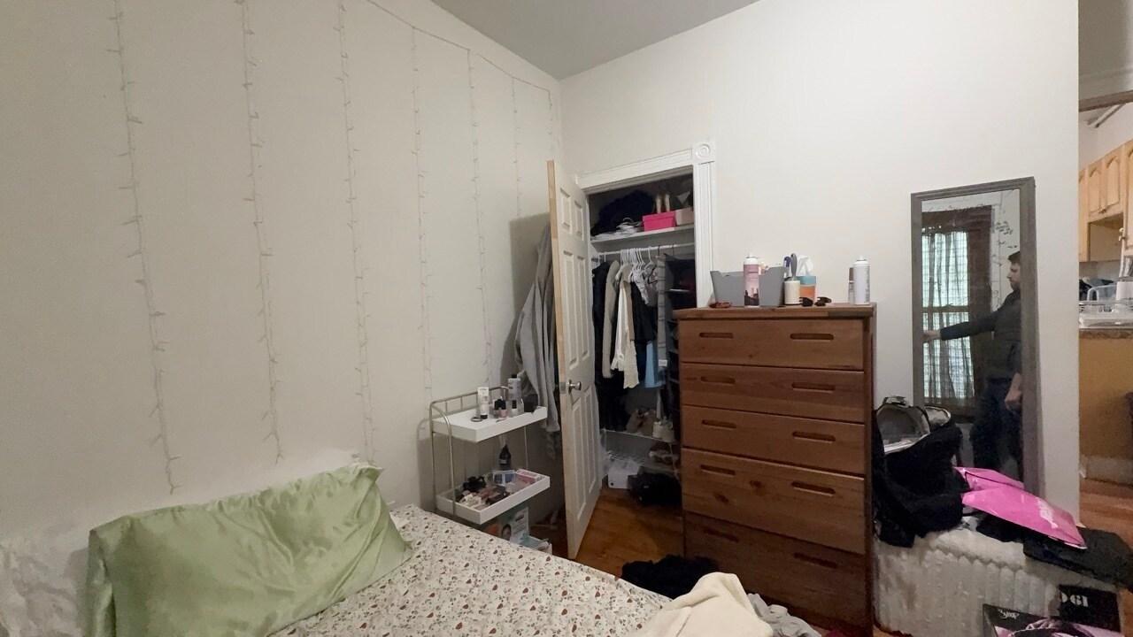 Building Photo - 26 Darling St