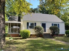 Building Photo - 1319 Devers Rd