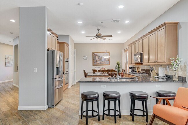 Building Photo - Stunning single-story home in picturesque community!