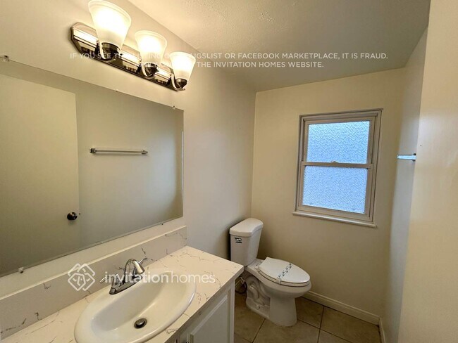 Building Photo - 1284 Haven Ave