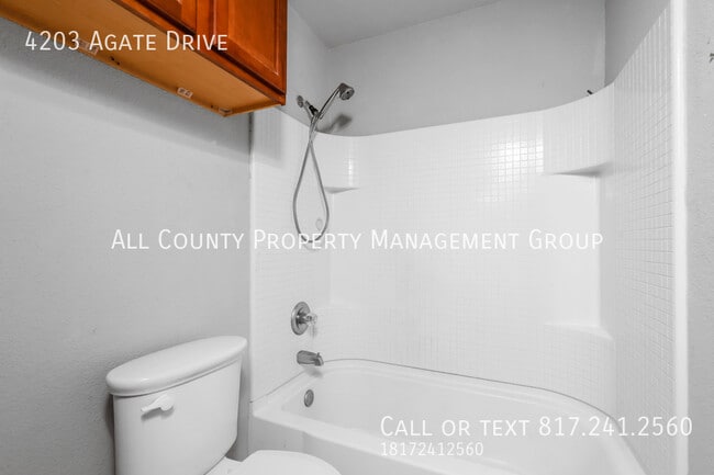 Building Photo - 4203 Agate Dr