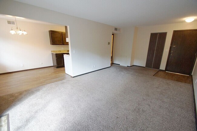 Building Photo - Spacious Two Bedroom Classic Appaloosa Suite