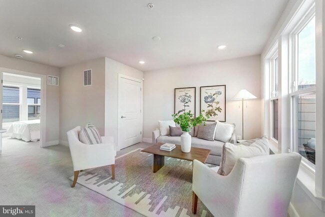 Building Photo - 12742 Verdant Wy