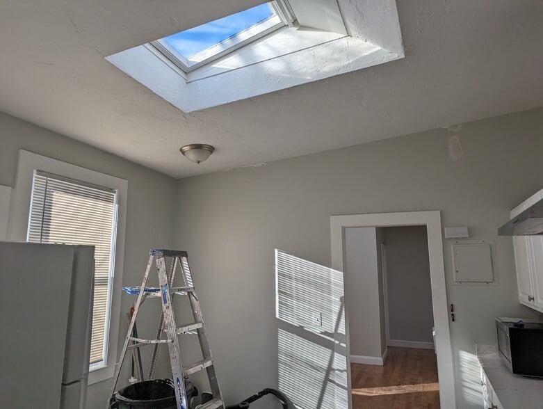 Building Photo - 60 Sacramento St