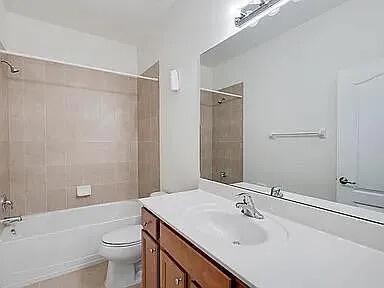 Building Photo - 3047 SW Otter Ln