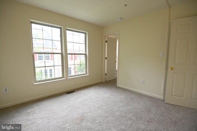 Building Photo - 6503 Polynesian Ln