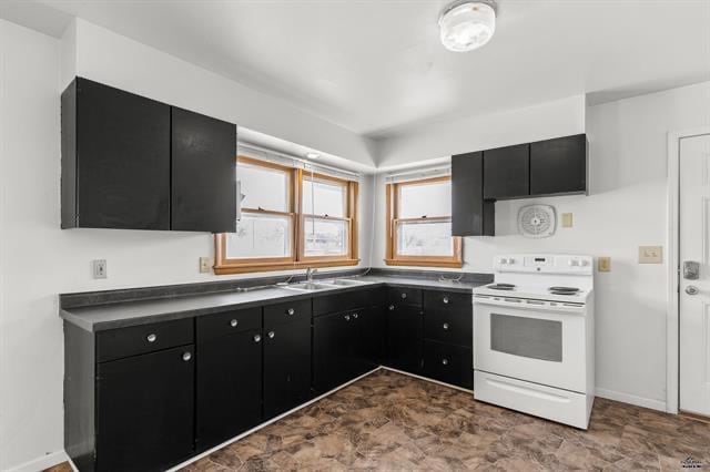 Building Photo - 832 Haines Ave