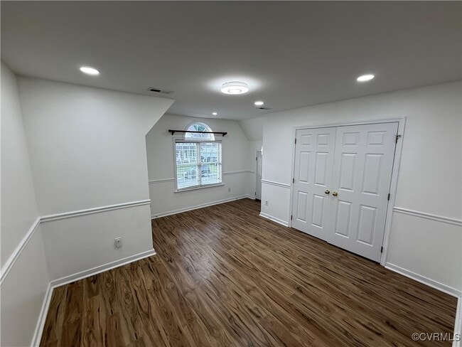 Building Photo - 9301 Olde Mill Pond Dr