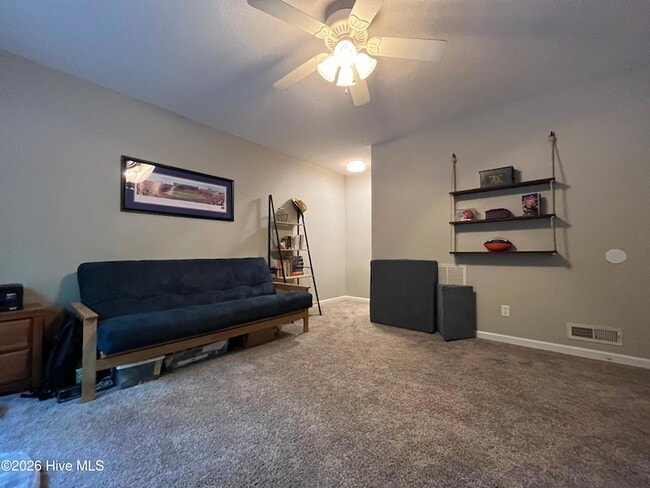 Building Photo - 2400 Longleaf Dr SW
