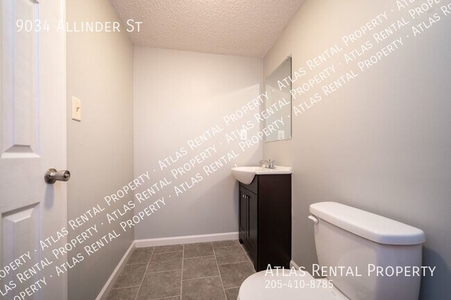 Building Photo - 9034 Allinder St