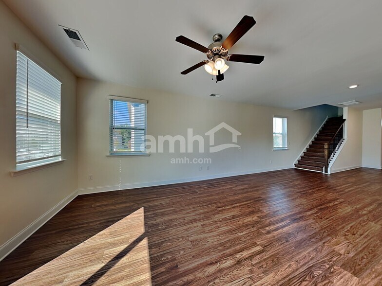 Building Photo - 2304 Campbell Cv Ct