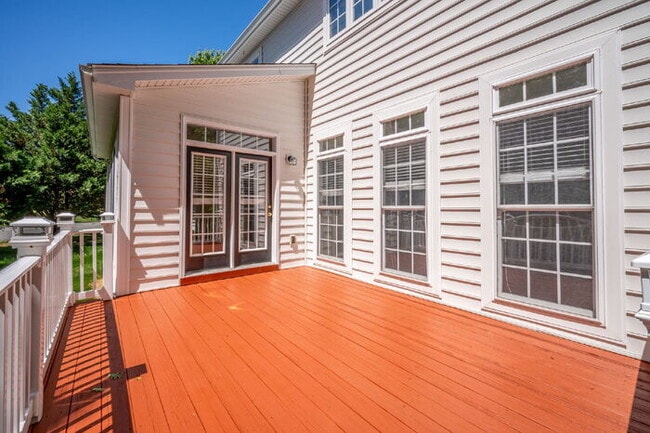 Building Photo - Spacious 5 Bedroom Home in Moseley – $3,800/mo