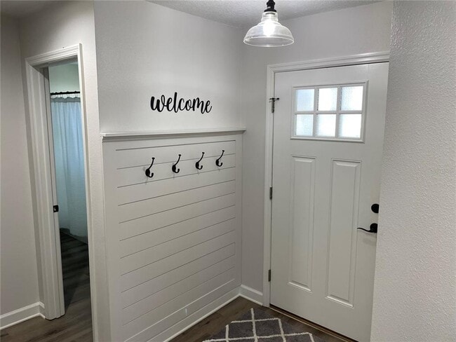 Building Photo - 6268 Sandpipers Dr