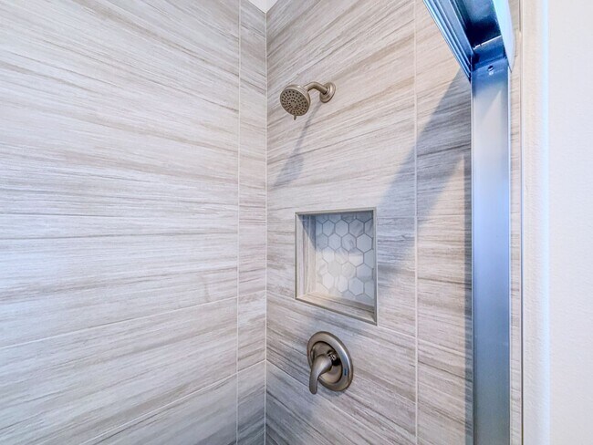 Building Photo - 8262 Onyx St