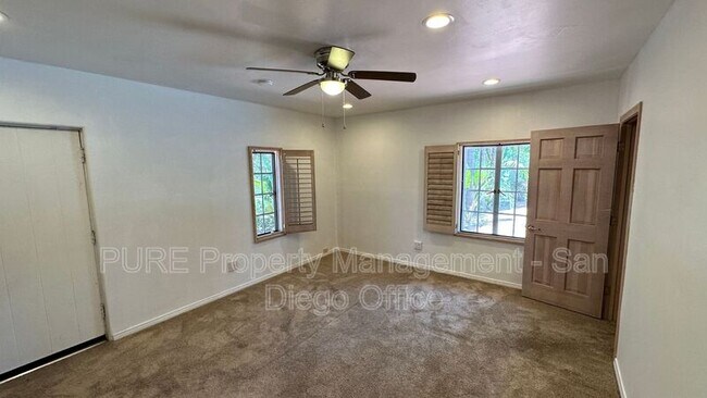 Building Photo - 2108 Alta Vista Dr