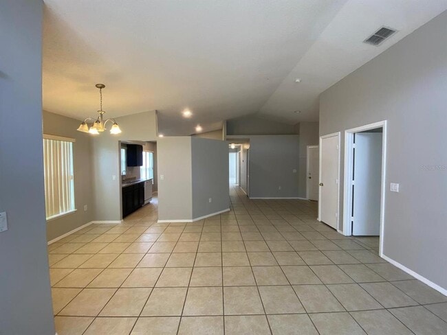 Building Photo - 1440 Timberbend Cir