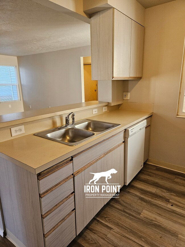 Building Photo - DAL584