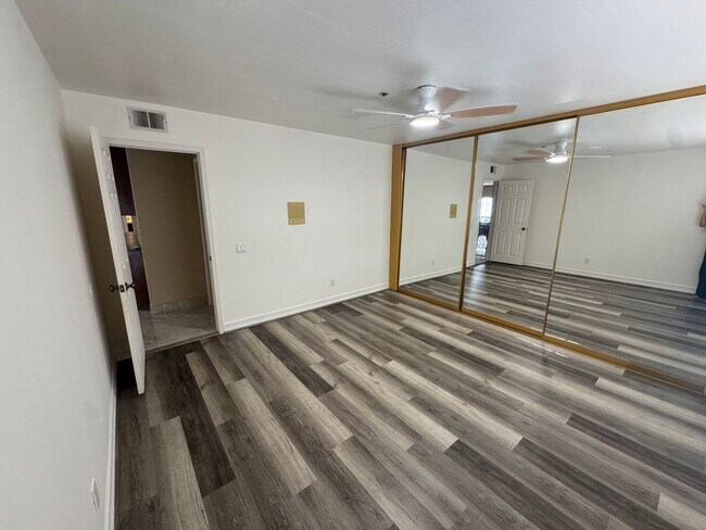 Building Photo - 3450 Rancho Diego Cir