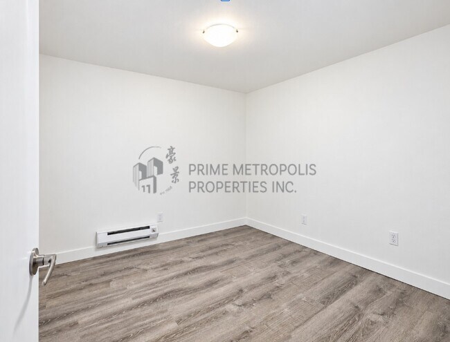Building Photo - 1601 Taylor Ave N